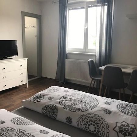 Apartman Innova Zlin Bagian luar foto