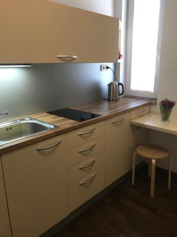 Apartman Innova Zlin Bagian luar foto