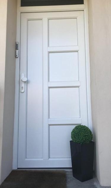 Apartman Innova Zlin Bagian luar foto